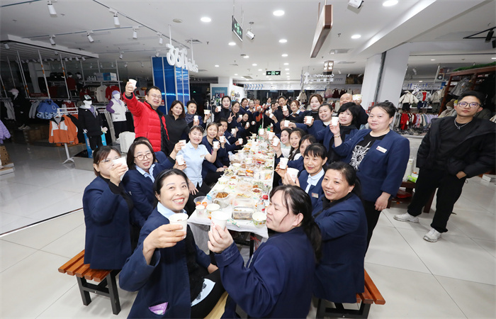 冬至大如年，平原家人小團(tuán)圓